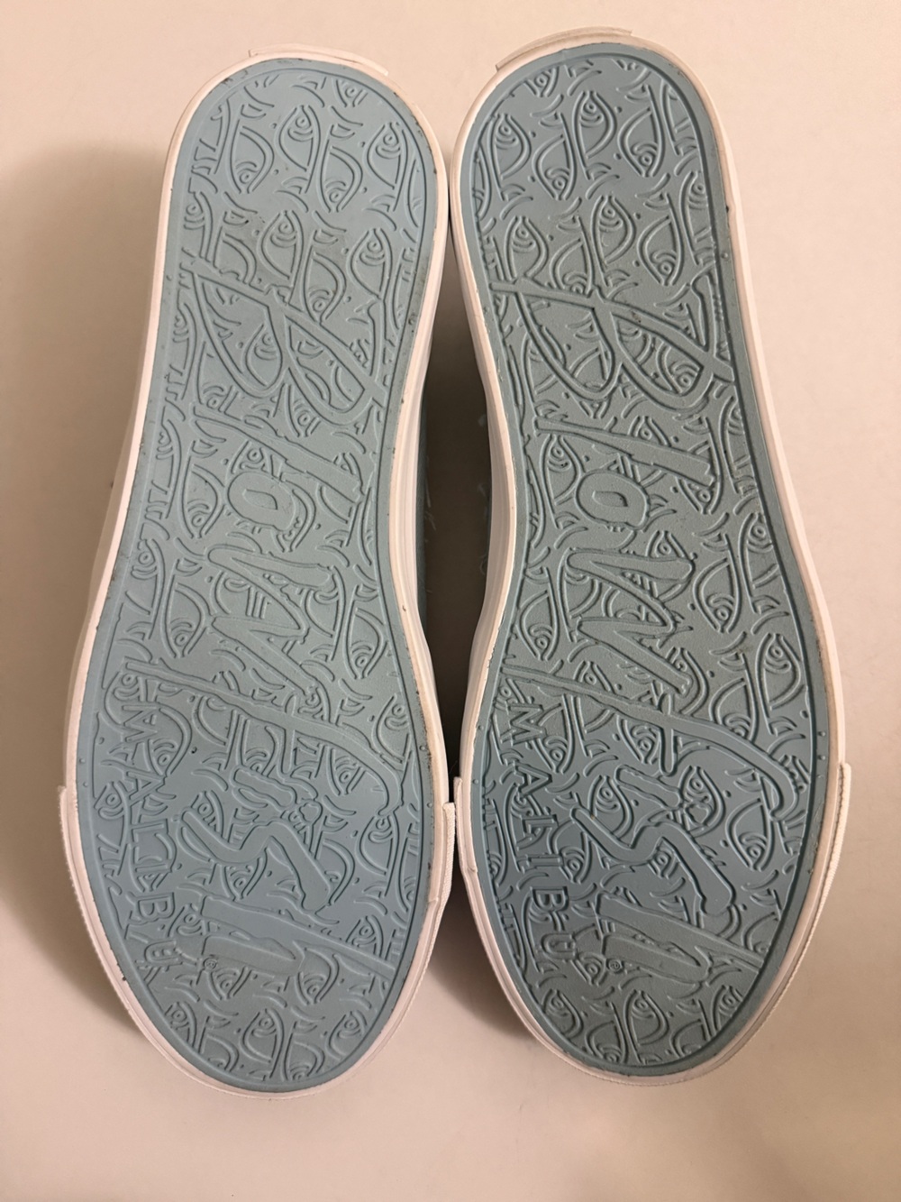 Malibu Light Blue Daisy Embroidered Canvas Sneakers - Picture 5 of 7